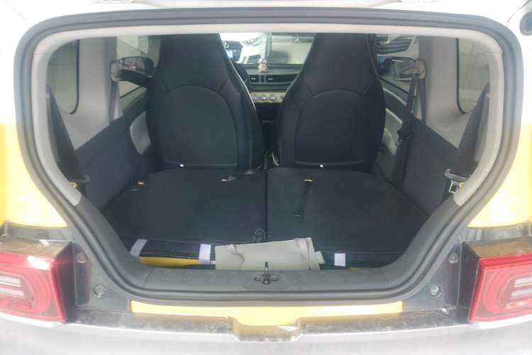 Used Wuling Hongguang MINIEV 2021 Macaron Fashion Model Lithium Iron Phosphate Trunk