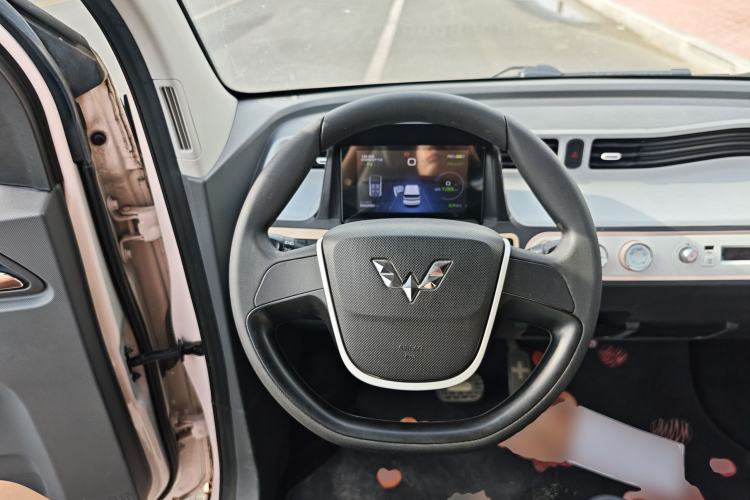 Used Wuling Hongguang MINIEV 2021 Macaron Premium Model – Lithium Iron Phosphate Steering Wheel