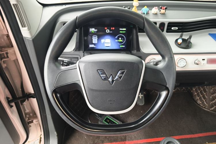 Used Wuling Hongguang MINIEV 2021 Macaron Premium Model – Lithium Iron Phosphate Steering Wheel