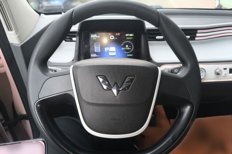 Used Wuling Hongguang MINIEV 2021 Macaron Premium Model – Lithium-NMC Steering Wheel