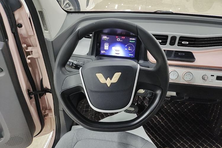 Used Wuling Hongguang MINIEV 2021 Macaron Premium Model – Lithium Iron Phosphate Steering Wheel
