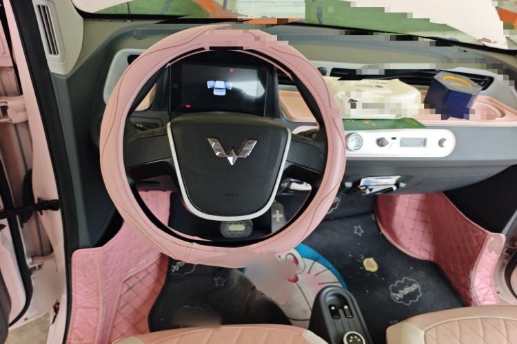 Used Wuling Hongguang MINIEV 2021 Macaron Premium Model – Lithium Iron Phosphate Steering Wheel