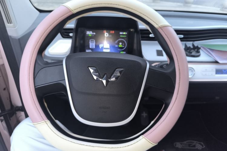 Used Wuling Hongguang MINIEV 2021 Macaron Premium Model – Lithium-NMC Steering Wheel