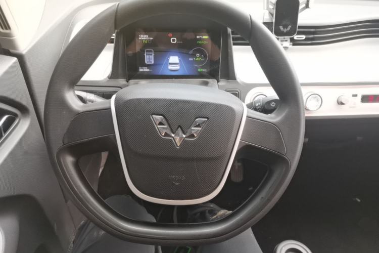 Used Wuling Hongguang MINIEV 2021 Macaron Premium Model – Lithium Iron Phosphate Steering Wheel