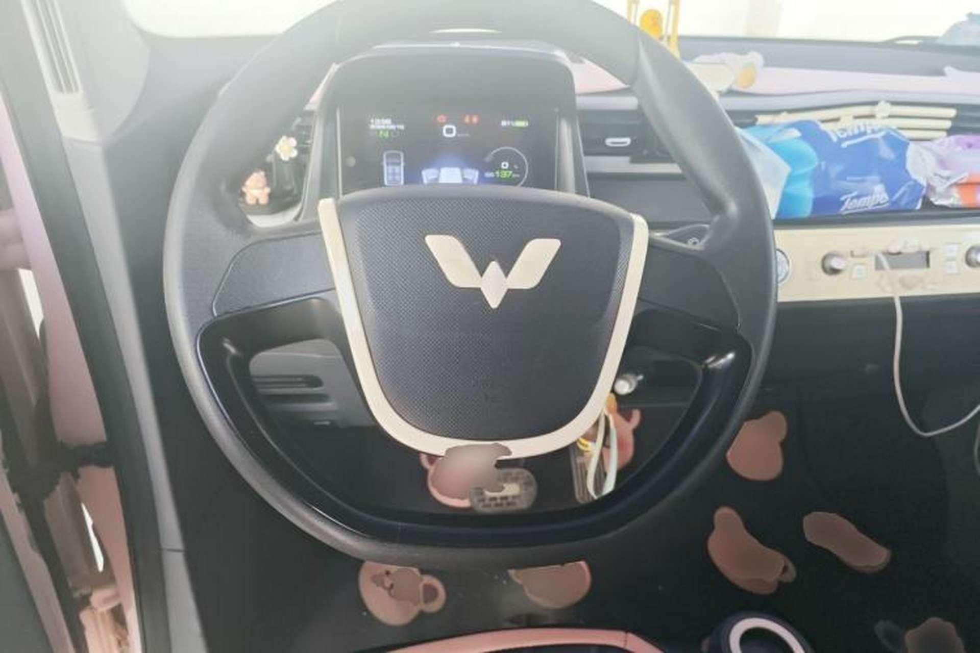 Used Wuling Hongguang MINIEV 2021 Macaron Premium Model – Lithium-NMC Steering Wheel