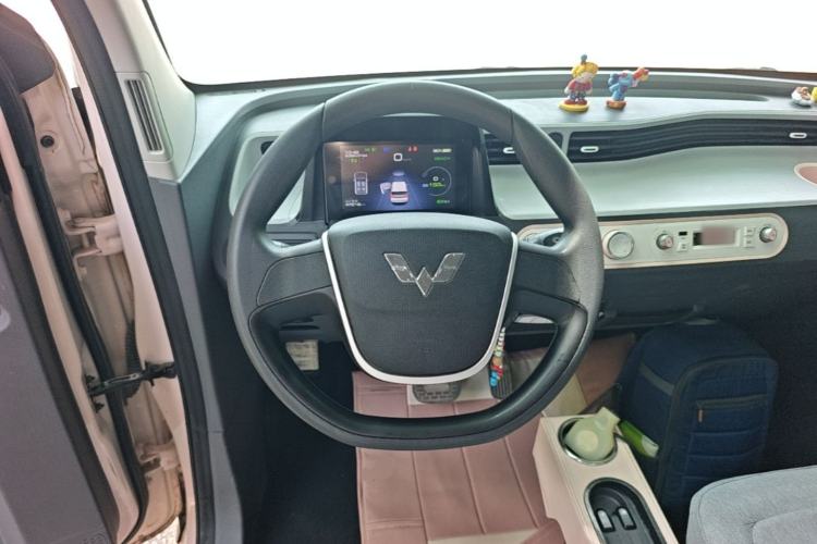 Used Wuling Hongguang MINIEV 2021 Macaron Premium Model – Lithium Iron Phosphate Steering Wheel