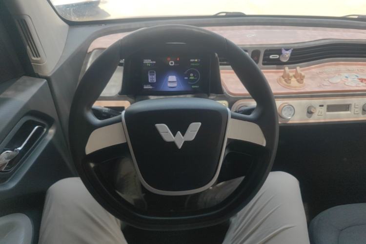 Used Wuling Hongguang MINIEV 2021 Macaron Premium Model – Lithium-NMC Steering Wheel