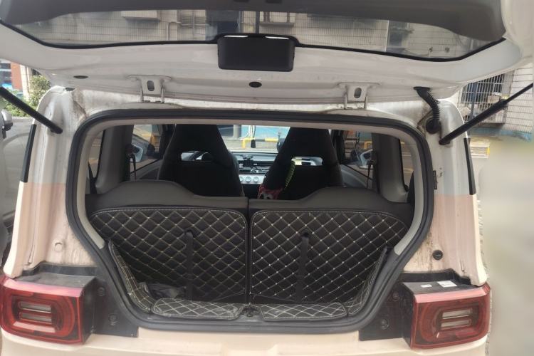 Used Wuling Hongguang MINIEV 2021 Macaron Premium Model – Lithium Iron Phosphate Trunk