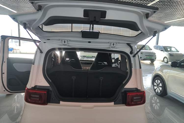 Used Wuling Hongguang MINIEV 2021 Macaron Premium Model – Lithium Iron Phosphate Trunk