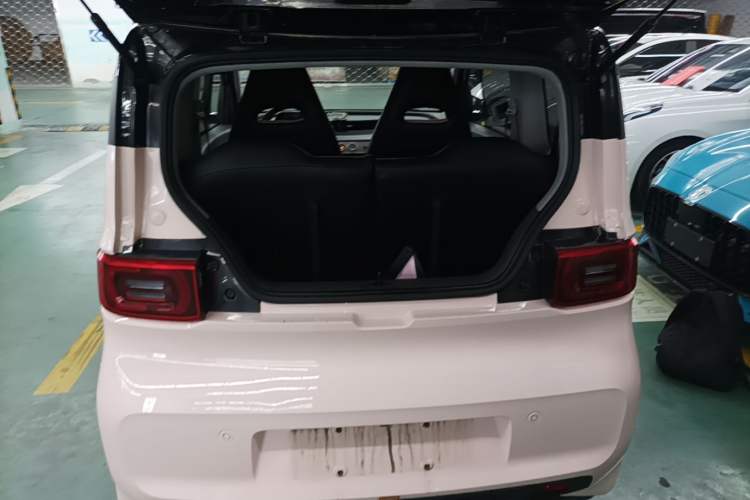 Used Wuling Hongguang MINIEV 2021 Macaron Premium Model – Lithium Iron Phosphate Trunk