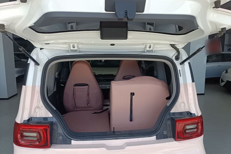 Used Wuling Hongguang MINIEV 2021 Macaron Premium Model – Lithium Iron Phosphate Trunk