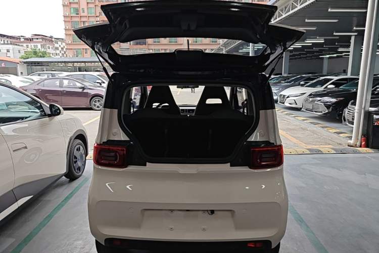 Used Wuling Hongguang MINIEV 2021 Macaron Sandwich Model 170 km Lithium Iron Phosphate Trunk