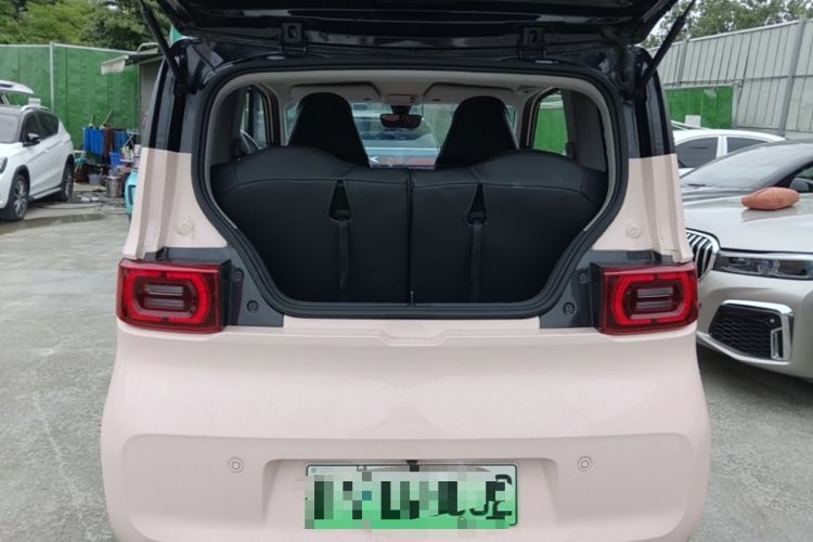 Used Wuling Hongguang MINIEV 2021 Macaron Fashion Model Lithium Iron Phosphate Trunk