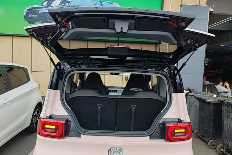 Used Wuling Hongguang MINIEV 2021 Macaron Fashion Model Lithium Iron Phosphate Trunk