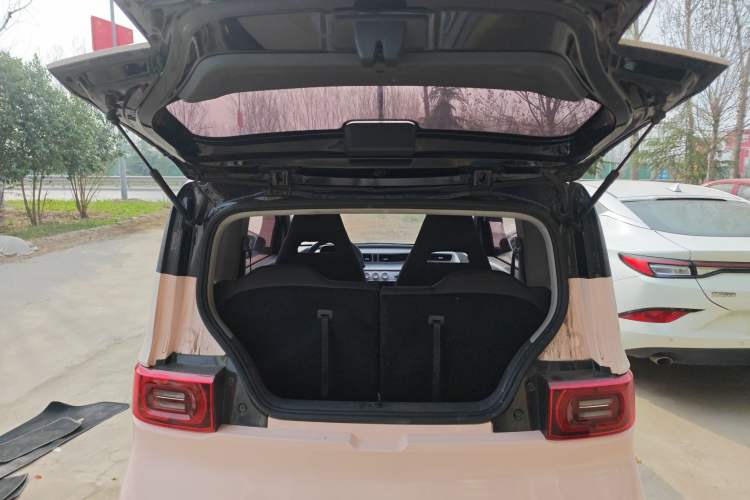 Used Wuling Hongguang MINIEV 2021 Macaron Premium Model – Lithium Iron Phosphate Trunk
