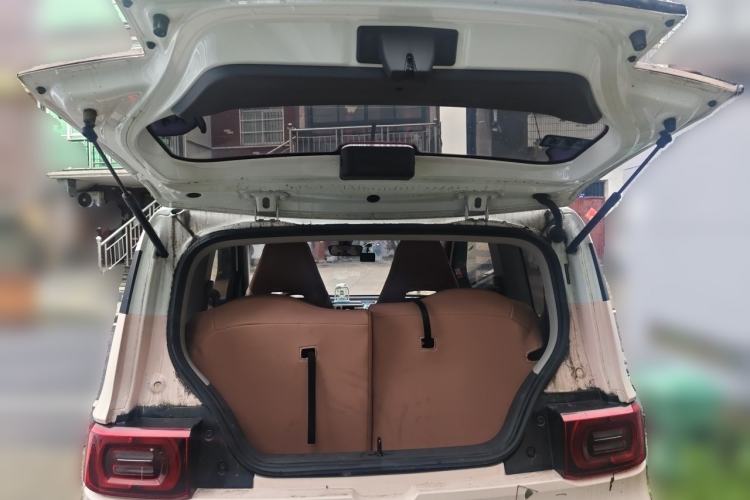 Used Wuling Hongguang MINIEV 2021 Macaron Fashion Model Lithium Iron Phosphate Trunk