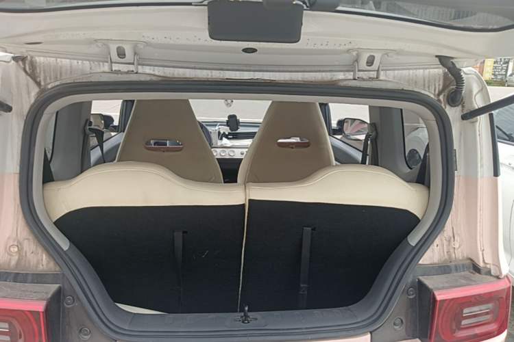 Used Wuling Hongguang MINIEV 2021 Macaron Fashion Edition Lithium-Ion Battery Trunk