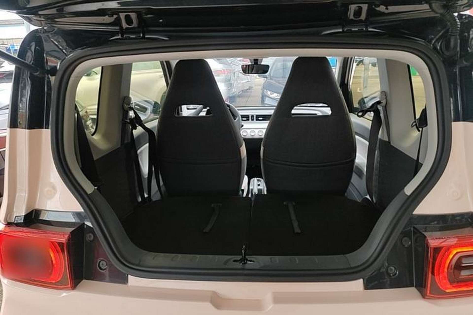 Used Wuling Hongguang MINIEV 2021 Macaron Fashion Model Lithium Iron Phosphate Trunk