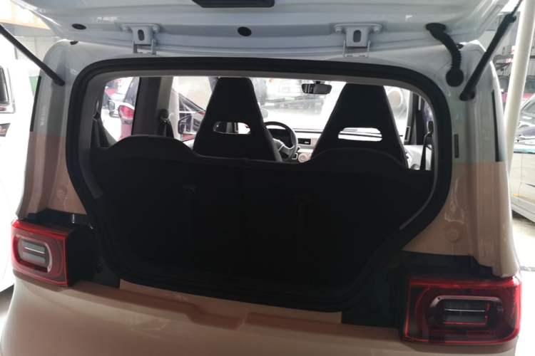Used Wuling Hongguang MINIEV 2021 Macaron Premium Model – Lithium Iron Phosphate Trunk
