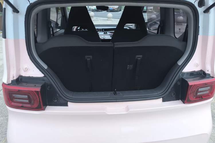 Used Wuling Hongguang MINIEV 2021 Macaron Premium Model – Lithium-NMC Trunk