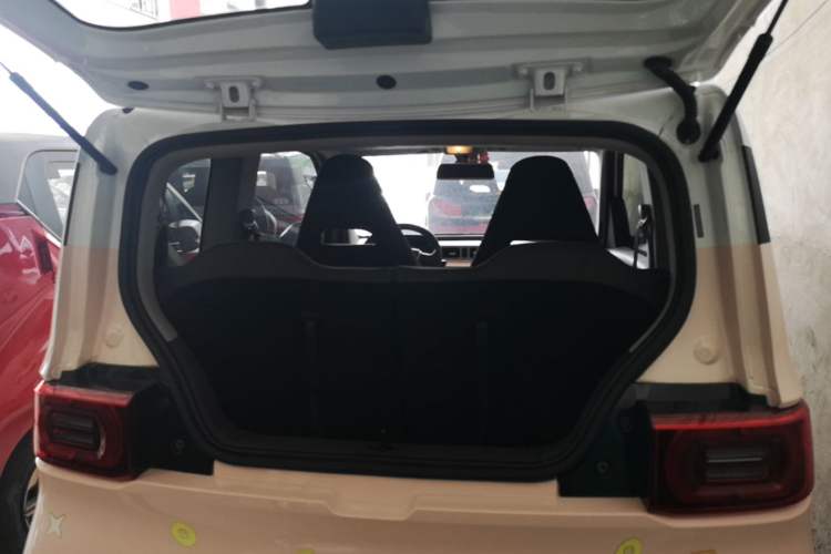 Used Wuling Hongguang MINIEV 2021 Macaron Fashion Model Lithium Iron Phosphate Trunk