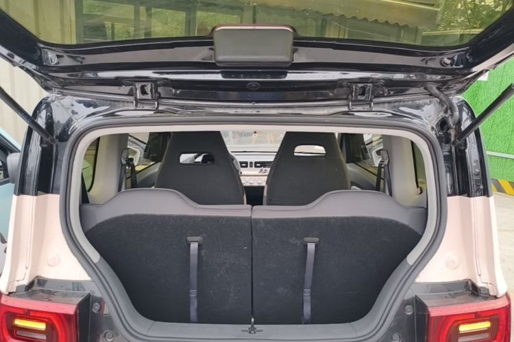 Used Wuling Hongguang MINIEV 2021 Macaron Fashion Edition Lithium-Ion Battery Trunk