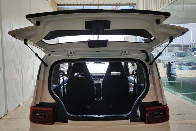 Used Wuling Hongguang MINIEV 2021 Macaron Fashion Edition Lithium-Ion Battery Trunk