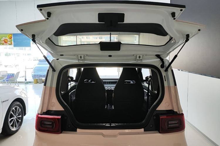 Used Wuling Hongguang MINIEV 2021 Macaron Fashion Model Lithium Iron Phosphate Trunk