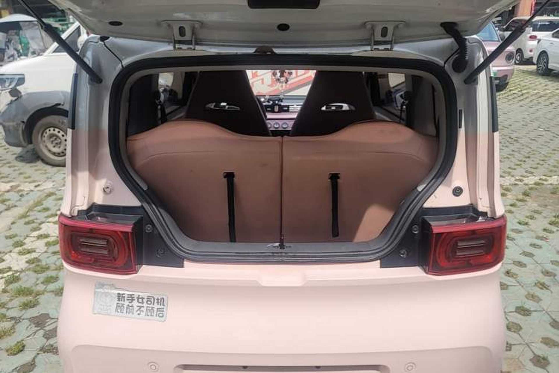 Used Wuling Hongguang MINIEV 2021 Macaron Premium Model – Lithium Iron Phosphate Trunk