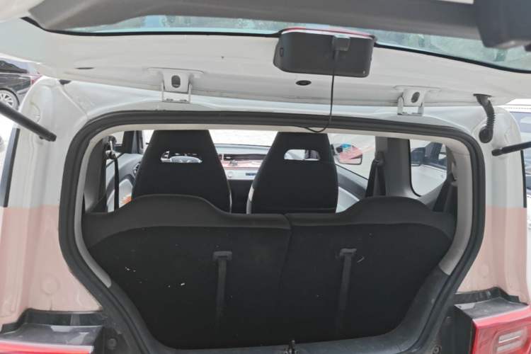 Used Wuling Hongguang MINIEV 2021 Macaron Premium Model – Lithium Iron Phosphate Trunk