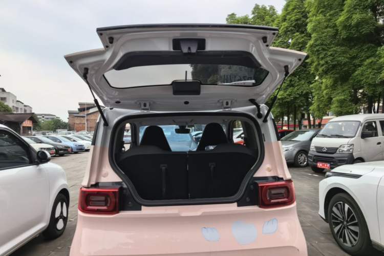 Used Wuling Hongguang MINIEV 2021 Macaron Premium Model – Lithium Iron Phosphate Trunk