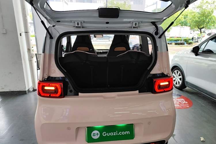 Used Wuling Hongguang MINIEV 2021 Macaron Fashion Edition Lithium-Ion Battery Trunk