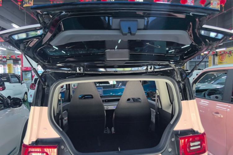 Used Wuling Hongguang MINIEV 2021 Macaron Premium Model – Lithium Iron Phosphate Trunk