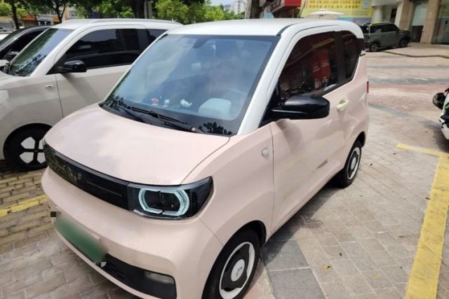 Used Wuling Hongguang MINIEV 2021 Macaron Sandwich Model 170 km Lithium Iron Phosphate