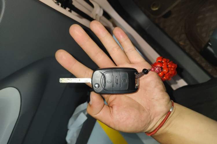 Used Wuling Hongguang MINIEV 2021 Macaron Premium Model – Lithium Iron Phosphate Vehicle Key