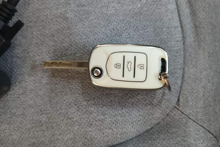 Used Wuling Hongguang MINIEV 2021 Macaron Premium Model – Lithium Iron Phosphate Vehicle Key