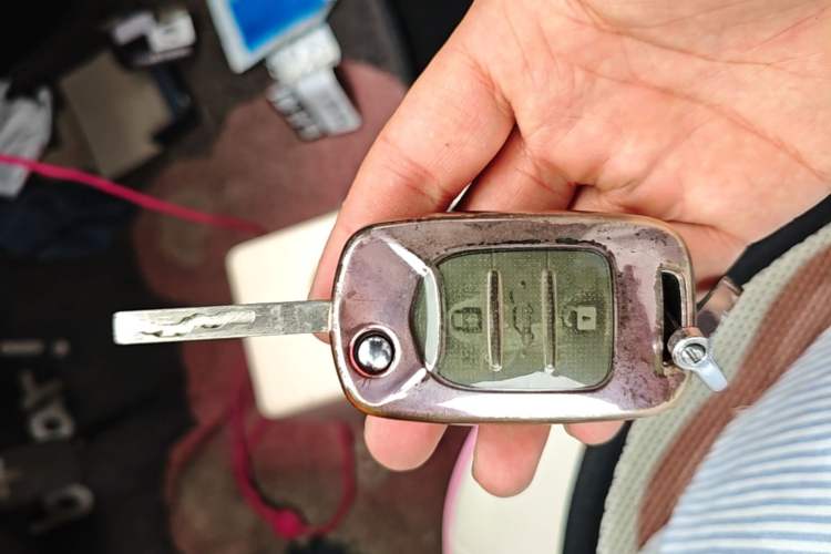 Used Wuling Hongguang MINIEV 2021 Macaron Premium Model – Lithium Iron Phosphate Vehicle Key