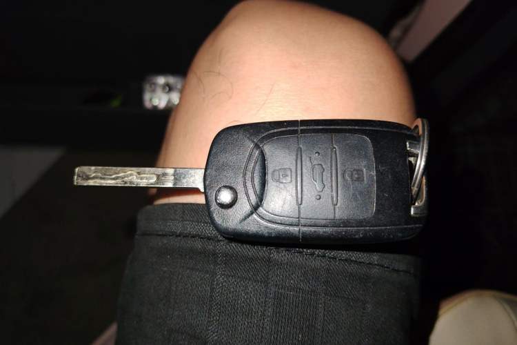 Used Wuling Hongguang MINIEV 2021 Macaron Fashion Edition Lithium-Ion Battery Vehicle Key