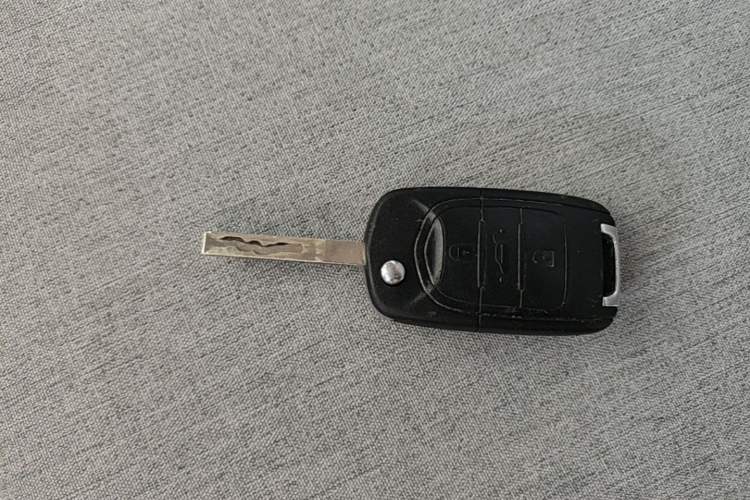Used Wuling Hongguang MINIEV 2021 Macaron Fashion Edition Lithium-Ion Battery Vehicle Key