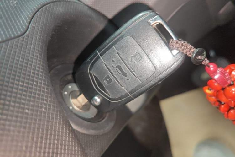 Used Wuling Hongguang MINIEV 2021 Macaron Premium Model – Lithium Iron Phosphate Vehicle Key
