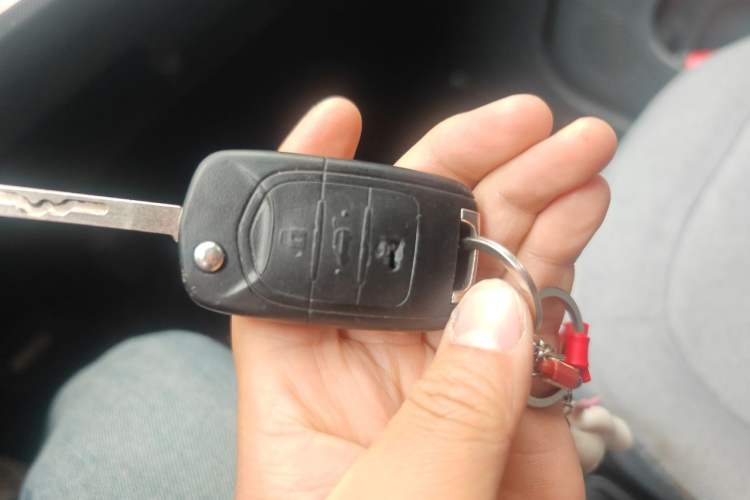 Used Wuling Hongguang MINIEV 2021 Macaron Fashion Model Lithium Iron Phosphate Vehicle Key