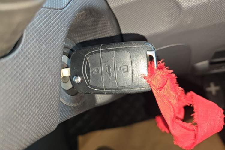 Used Wuling Hongguang MINIEV 2021 Macaron Premium Model – Lithium Iron Phosphate Vehicle Key