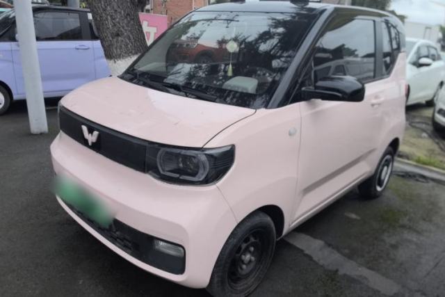 Ojetý Wuling Hongguang MINIEV 2021 Macaron Fashion Model Lithium Iron Phosphate