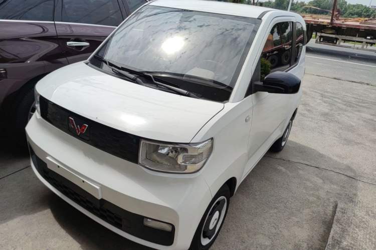 Used Wuling Hongguang MINIEV 2021 Macaron Sandwich Model 120 km Lithium NMC Guazi used car, China used car export, Used car for sale, Used cars, Cheapest cars for sale