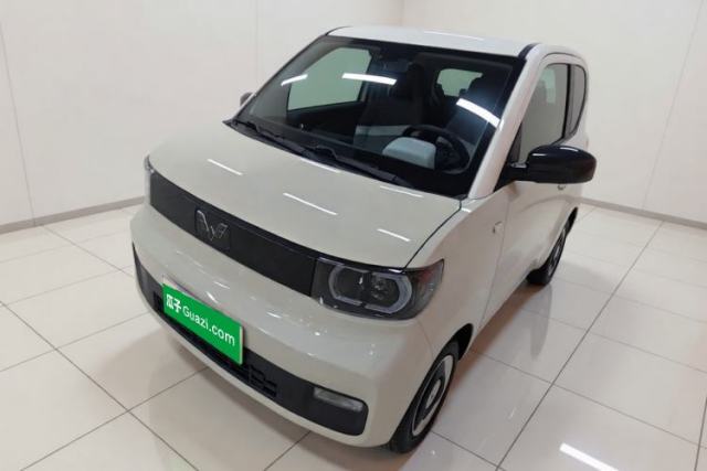 Ojetý Wuling Hongguang MINIEV 2021 Macaron Premium Model – Lithium Iron Phosphate