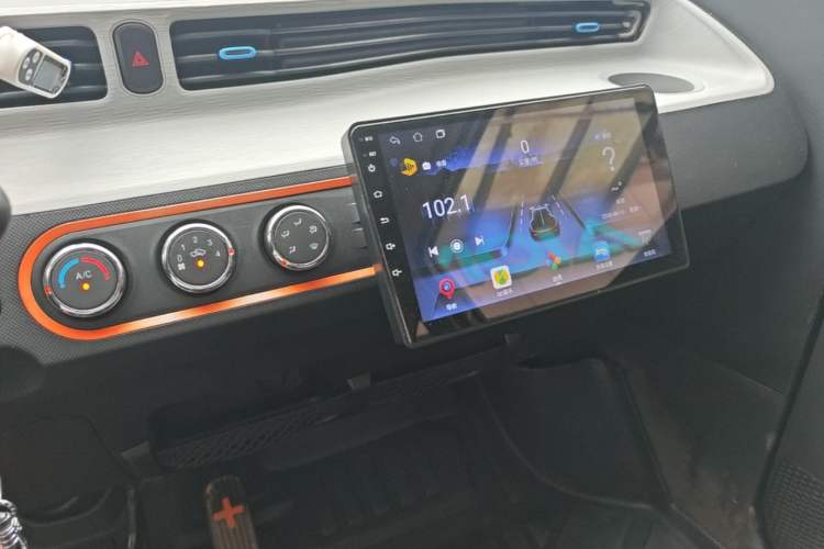 Used Wuling Hongguang MINIEV 2021 Macaron Fashion Edition Lithium-Ion Battery Audio And AC Panel