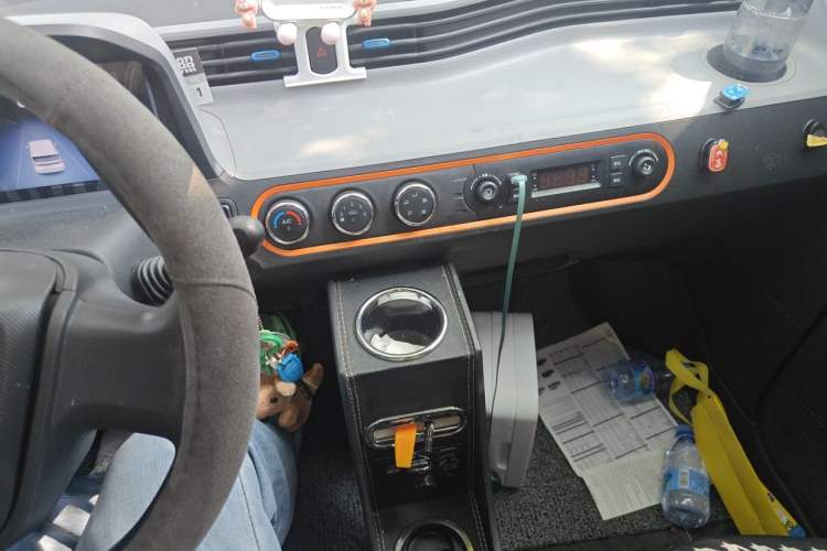 Used Wuling Hongguang MINIEV 2021 Macaron Fashion Edition Lithium-Ion Battery Audio And AC Panel