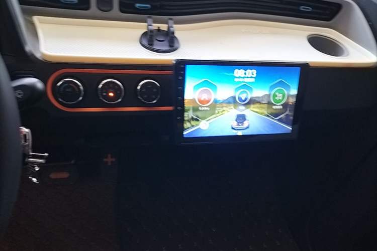 Used Wuling Hongguang MINIEV 2021 Macaron Premium Model – Lithium Iron Phosphate Audio And AC Panel