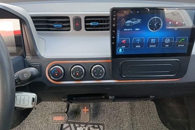 Used Wuling Hongguang MINIEV 2021 Macaron Fashion Model Lithium Iron Phosphate Audio And AC Panel