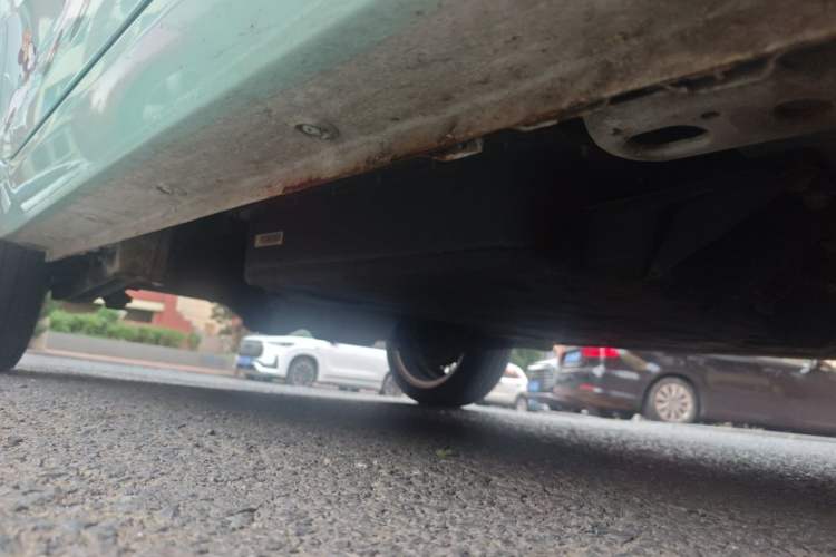 Used Wuling Hongguang MINIEV 2021 Macaron Fashion Edition Lithium-Ion Battery Chassis Front Right